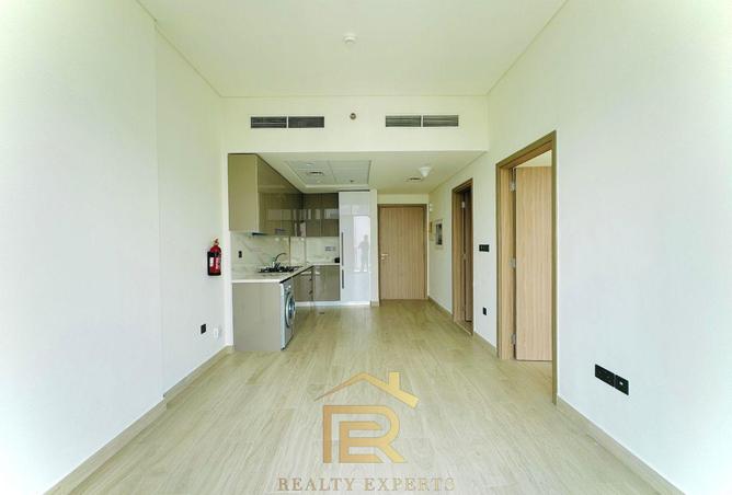 ELEGANT 1BR APARTMENT | SPACIOUS | UNFURNISHED photo 2