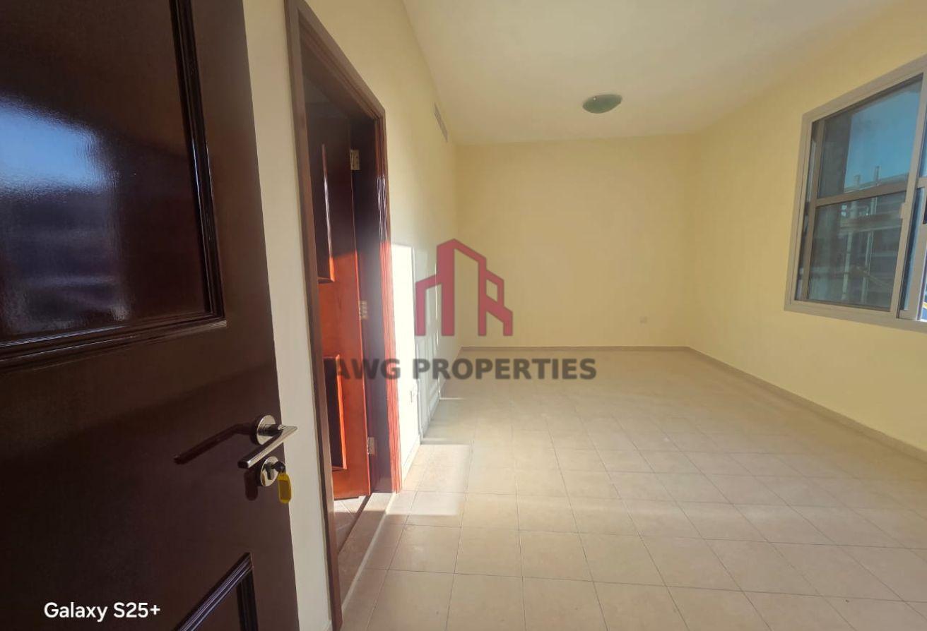 Upgraded | Unfurnished | All En-suite photo 4
