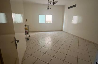 Apartment - 2 - 2 for rent in Thuraya Al Majaz Building - Al Majaz 3 - Al Majaz - Sharjah