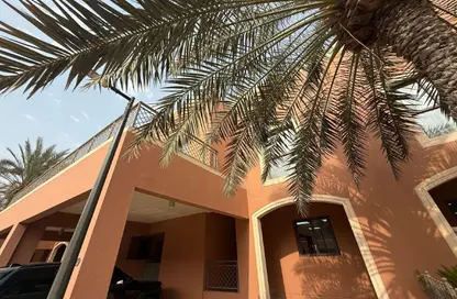 فيلا - 4 غرف نوم - 5 حمامات للايجار في قرية المانجروف - ربدان - أبوظبي