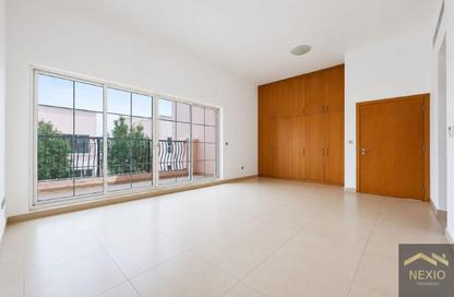 Villa - 4 Bedrooms - 5 Bathrooms for rent in Nad Al Sheba Villas - Nad Al Sheba 3 - Nad Al Sheba - Dubai Villa - 4 Bedrooms - 5 Bathrooms for rent in Nad Al Sheba Villas - Nad Al Sheba 3 - Nad Al Sheba - Dubai