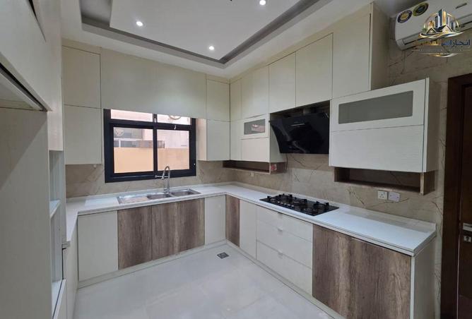 103257252 - Property Image 3