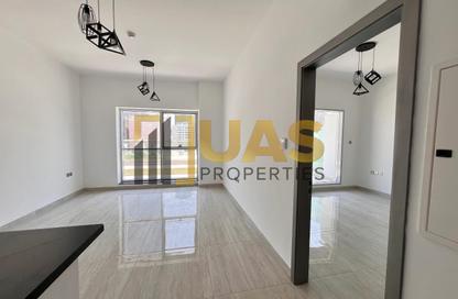 Apartment - 1 - 1 for rent in Jumeirah Garden City - Al Satwa - Dubai