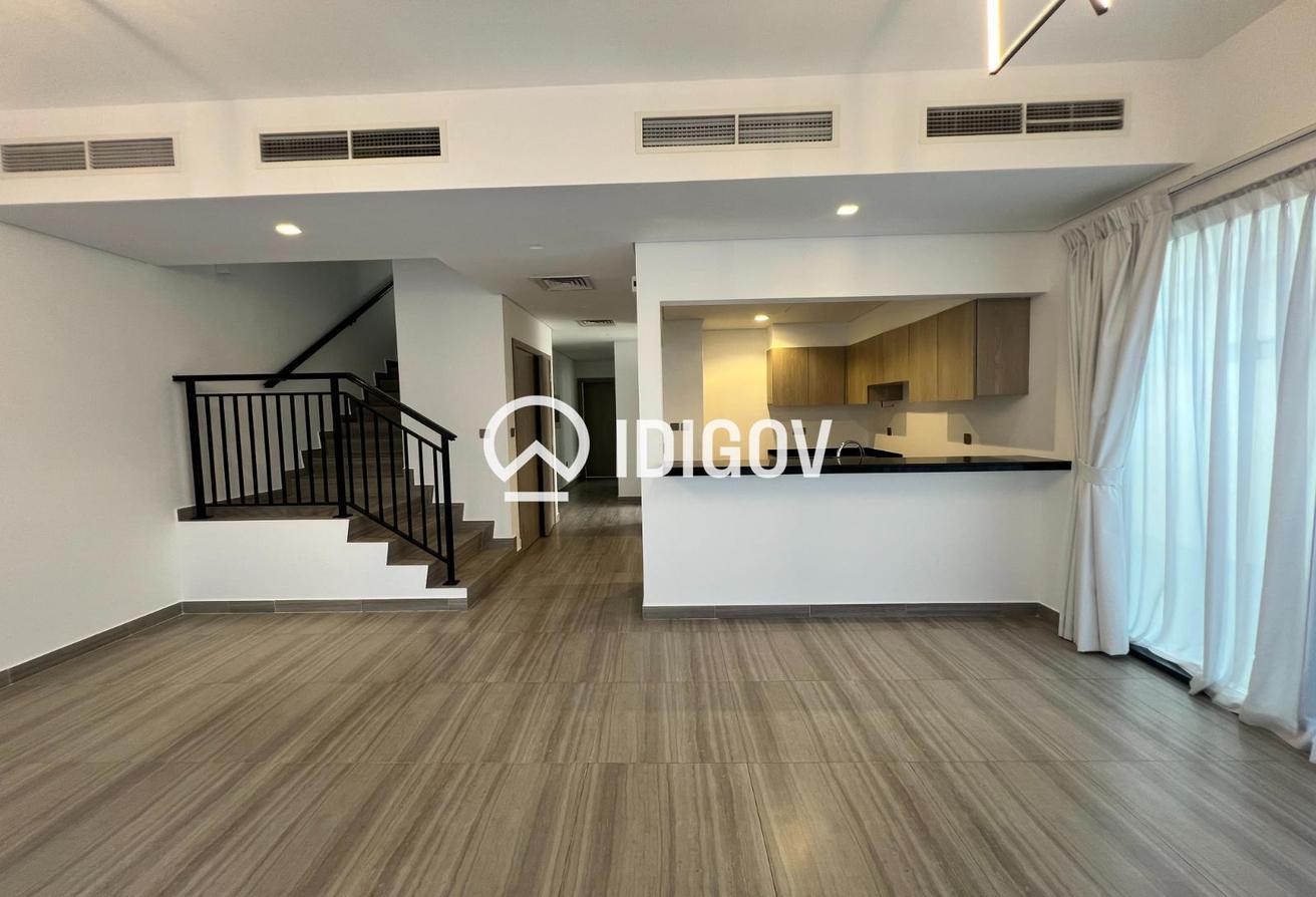 Corner Unit | 4BR + MAID | FAMILY LIVING photo 12