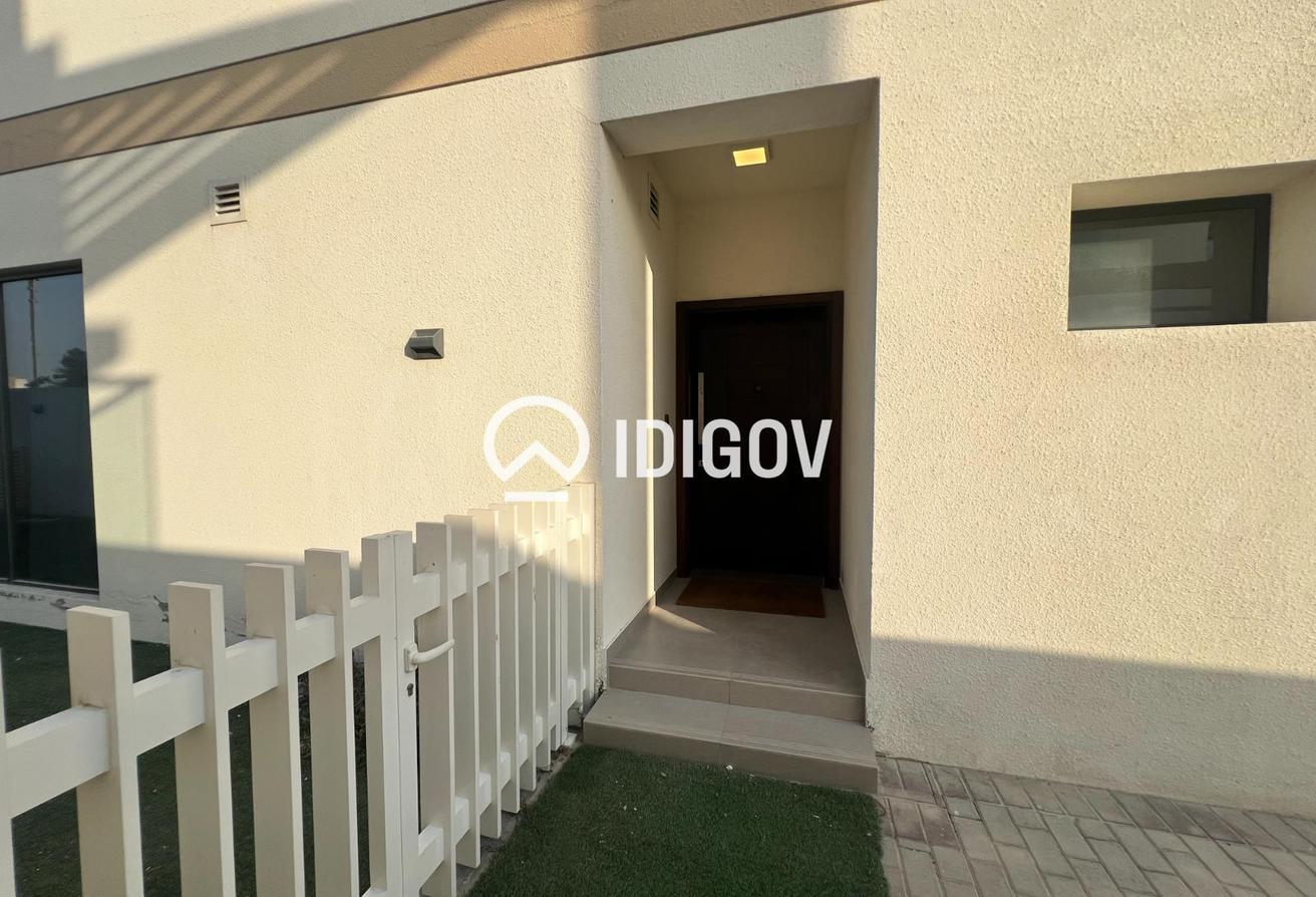 Corner Unit | 4BR + MAID | FAMILY LIVING photo 4