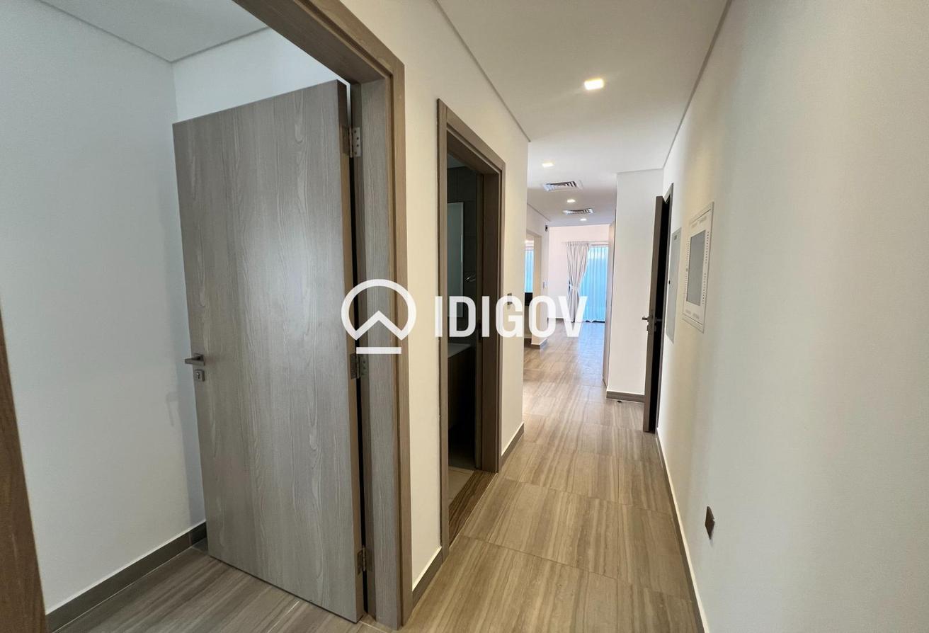 Corner Unit | 4BR + MAID | FAMILY LIVING photo 13
