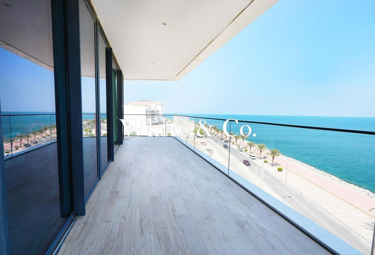 Upgraded | Fully Furnished | Burj Facing photo 23