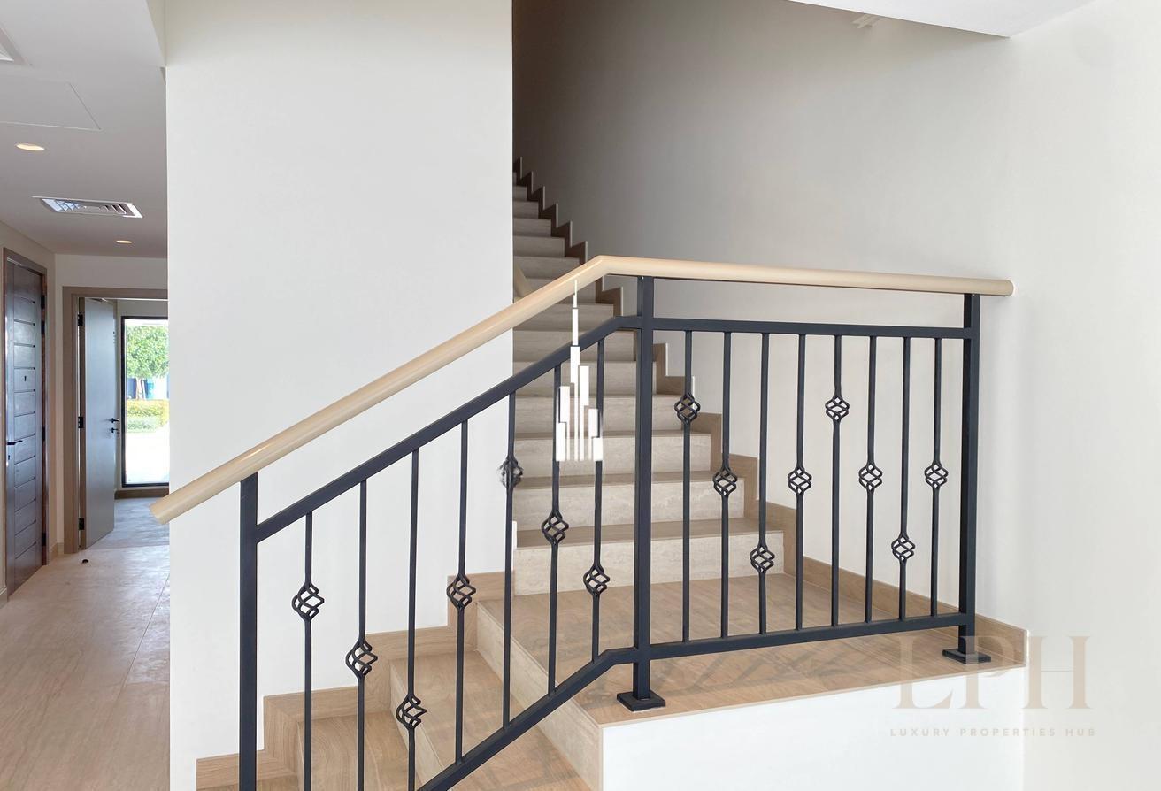Brand new | 5BHK | Best Price | Vacant photo 9