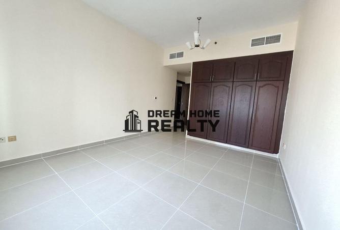 82801510 - Property Main Image