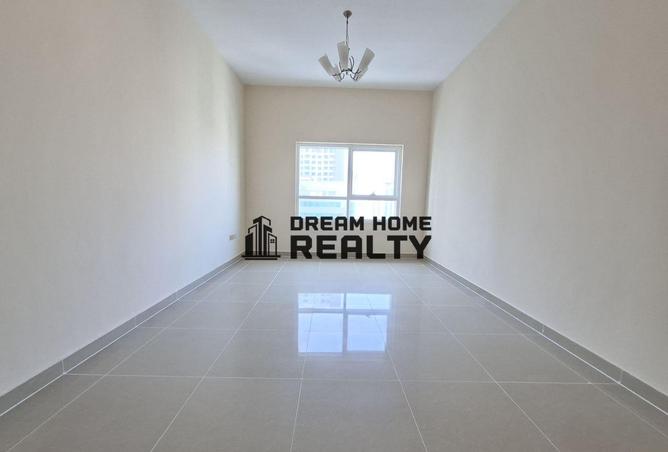 82801510 - Property Image 2