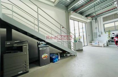 Warehouse - Studio - 2 Bathrooms for rent in Al Quoz Industrial Area 1 - Al Quoz Industrial Area - Al Quoz - Dubai Warehouse - Studio - 2 Bathrooms for rent in Al Quoz Industrial Area 1 - Al Quoz Industrial Area - Al Quoz - Dubai