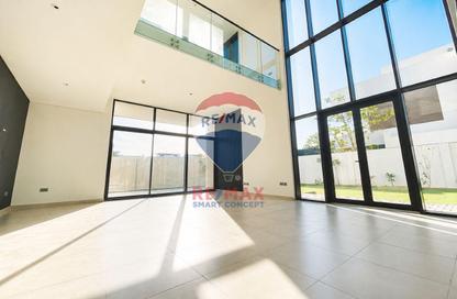 Villa - 4 Bedrooms - 6 Bathrooms for sale in West Yas - Yas Island - Abu Dhabi