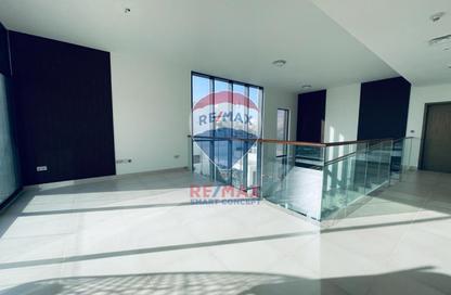 Villa - 4 Bedrooms - 6 Bathrooms for sale in West Yas - Yas Island - Abu Dhabi