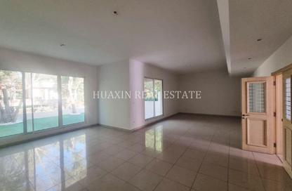 Villa - 3 - 4 for rent in Umm Suqeim 2 - Umm Suqeim - Dubai