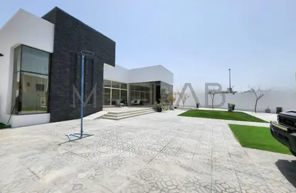 Villa - 3 Bedrooms - 4 Bathrooms for rent in Al Barsha South 2 - Al Barsha South - Al Barsha - Dubai