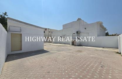 Villa - Studio - 4 for rent in Al Jazzat - Al Riqqa - Sharjah