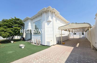 Villa - Studio - 4 for rent in Al Jazzat - Al Riqqa - Sharjah
