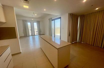 Apartment - 3 Bedrooms - 3 Bathrooms for rent in Zahra Breeze Apartments 4A - Zahra Breeze Apartments 4 - Zahra Breeze Apartments - Town Square - Dubai
