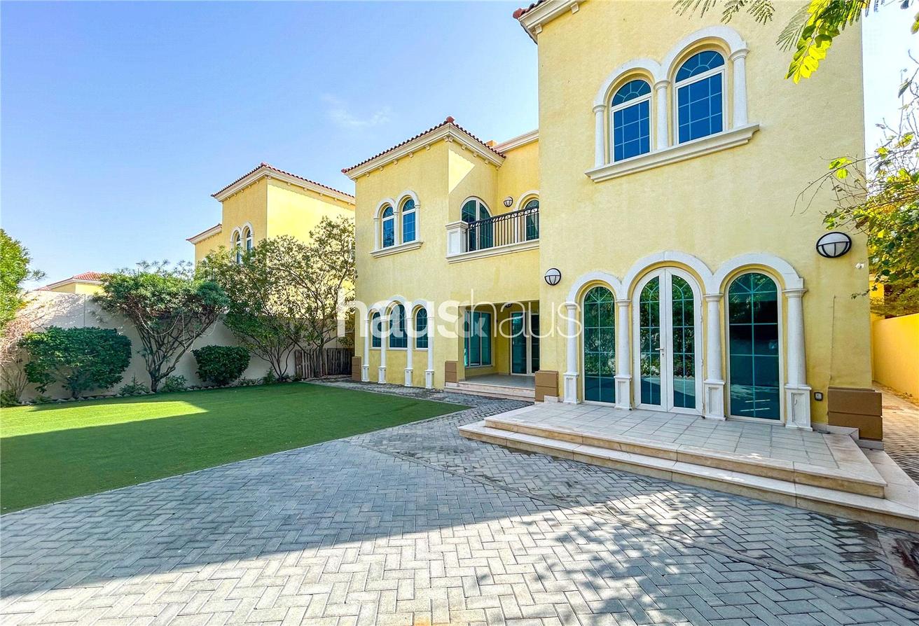 Vacant Now | Well Maintained | Internal photo 5