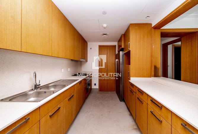 121101677 - Property Image 3
