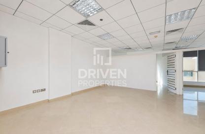 Office Space - Studio - 1 for rent in Port Saeed Building - Port Saeed - Deira - Dubai Office Space - Studio - 1 for rent in Port Saeed Building - Port Saeed - Deira - Dubai