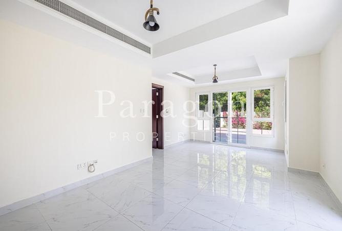 104690472 - Property Image 2