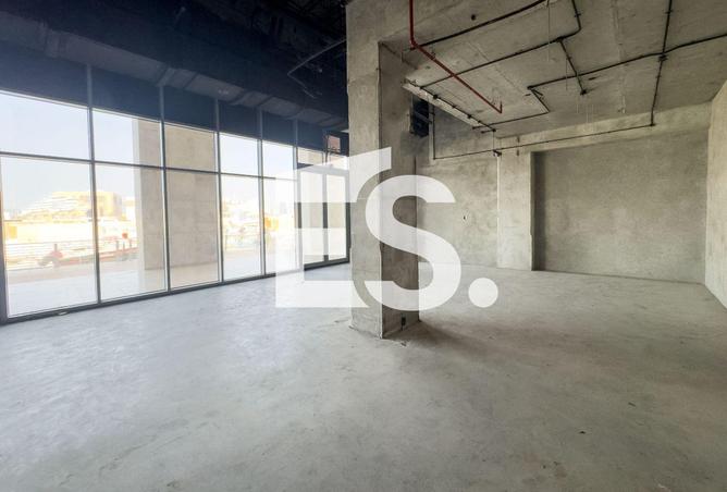 63641018 - Property Image 2