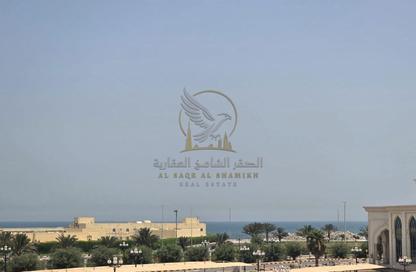 Apartment - 2 - 2 for rent in Al Qulaya'ah - Al Sharq - Sharjah Apartment - 2 - 2 for rent in Al Qulaya'ah - Al Sharq - Sharjah