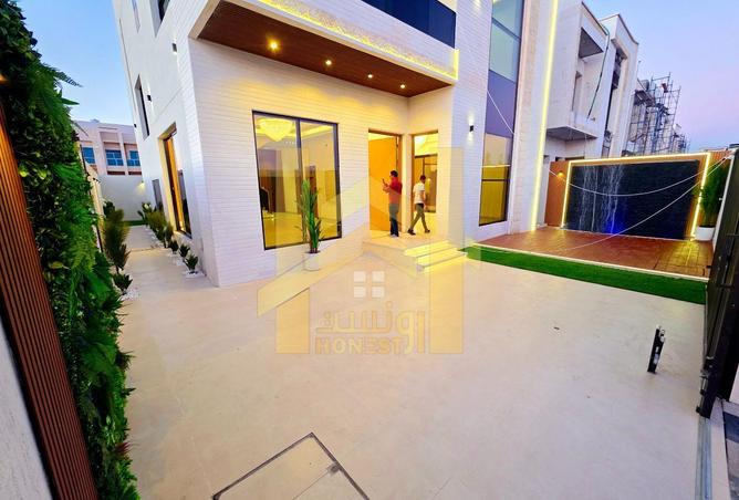 72306311 - Property Image 3