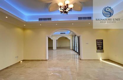 Villa - 6 - 7+ for rent in Al Quoz 2 - Al Quoz - Dubai