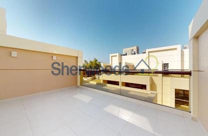 Townhouse - Studio for rent in Al Badaa - Dubai