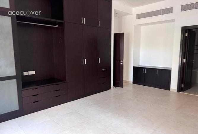 80690259 - Property Image 3