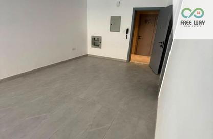 Apartment - 2 Bedrooms - 3 Bathrooms for rent in Al Jurf Industrial 2 - Al Jurf Industrial - Ajman Apartment - 2 Bedrooms - 3 Bathrooms for rent in Al Jurf Industrial 2 - Al Jurf Industrial - Ajman