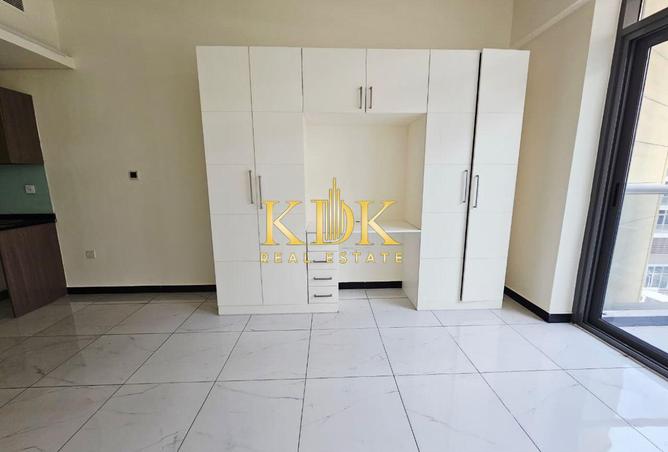 123820141 - Property Image 3