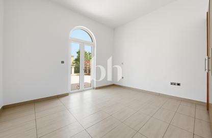 Villa - 4 Bedrooms - 4 Bathrooms for rent in District 9 - Jumeirah Park - Dubai Villa - 4 Bedrooms - 4 Bathrooms for rent in District 9 - Jumeirah Park - Dubai