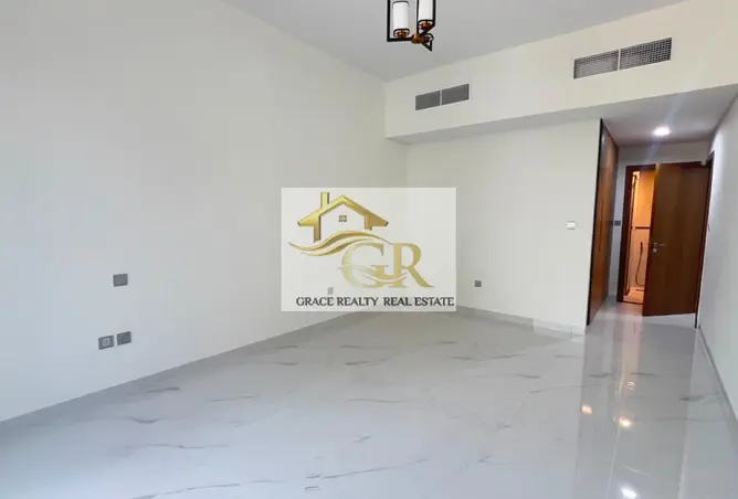 156004862 - Property Image 2