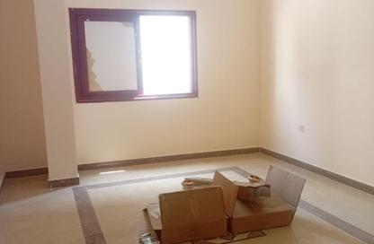 Apartment - 2 Bedrooms - 2 Bathrooms for rent in Al Khan - Sharjah