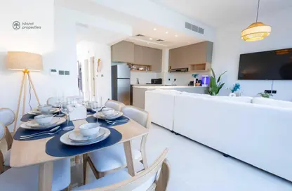 Villa - 2 Bedrooms - 4 Bathrooms for rent in Falcon Island - Al Hamra Village - Ras Al Khaimah