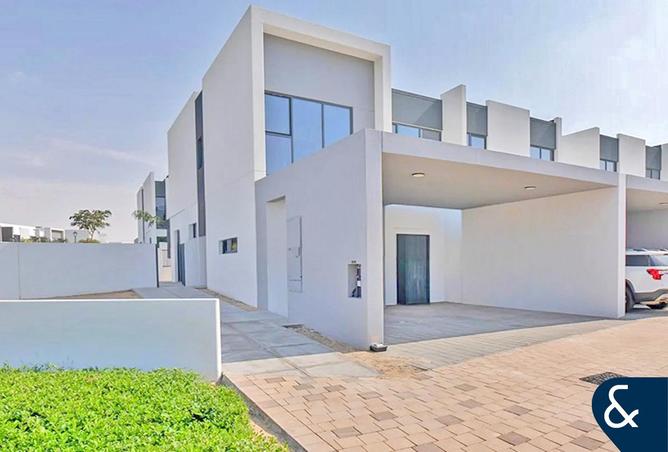 104120312 - Property Main Image