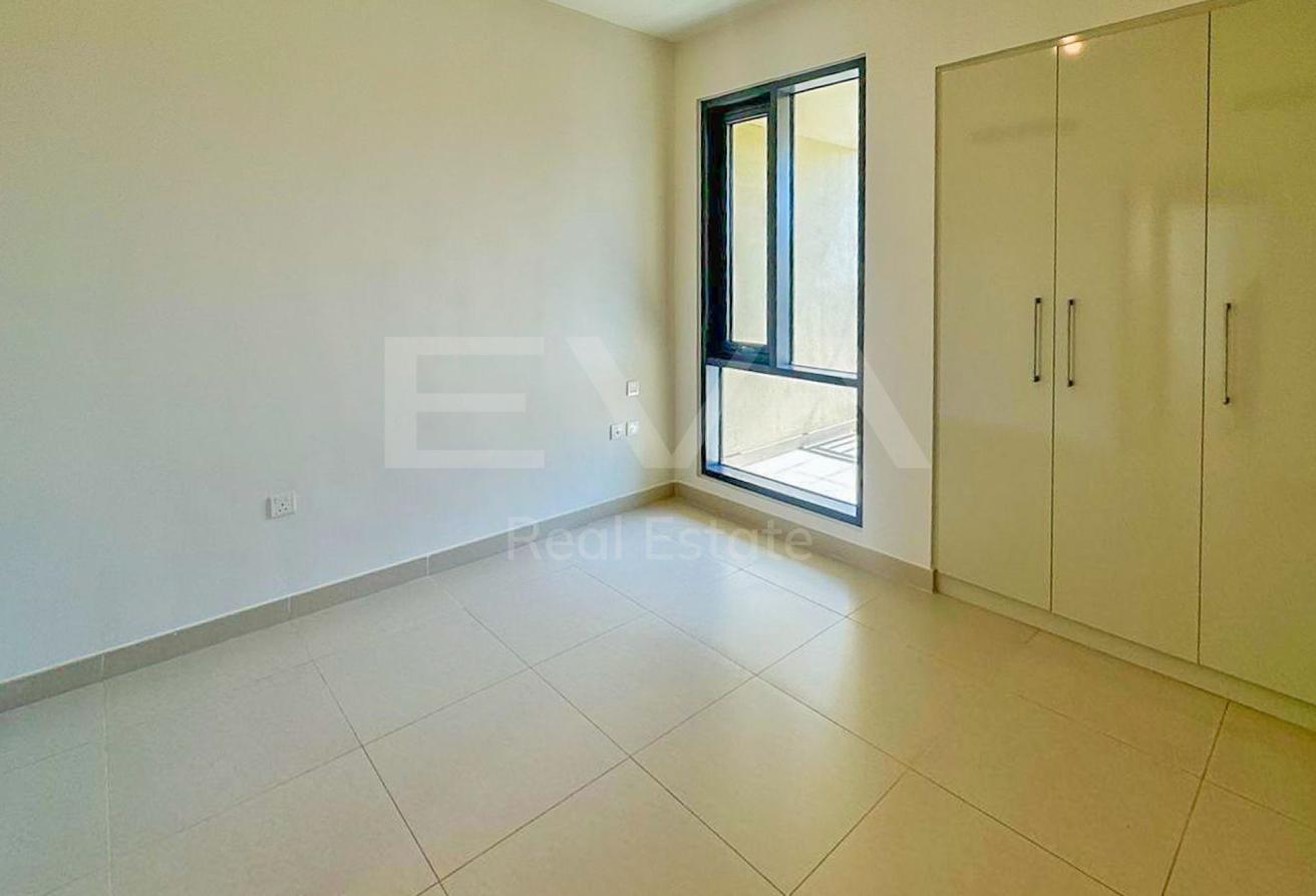 PRIME LOCATION | COMMUNITY VIEW | SPACIOUS LAYOUT photo 14