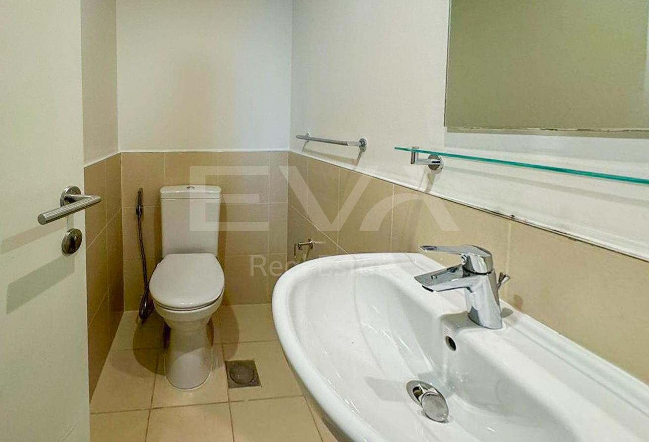PRIME LOCATION | COMMUNITY VIEW | SPACIOUS LAYOUT photo 24