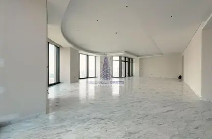 Apartment - 4 Bedrooms - 5 Bathrooms for rent in IL Primo - Opera District - Downtown Dubai - Dubai