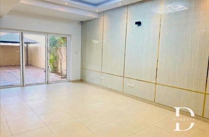 Townhouse - 2 - 4 for rent in Casa Viva - Serena - Dubai