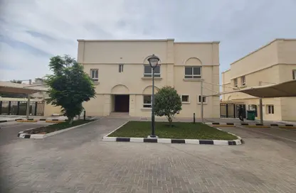 Villa - 4 Bedrooms - 6 Bathrooms for rent in Mohamed Bin Zayed Centre - Mohamed Bin Zayed City - Abu Dhabi