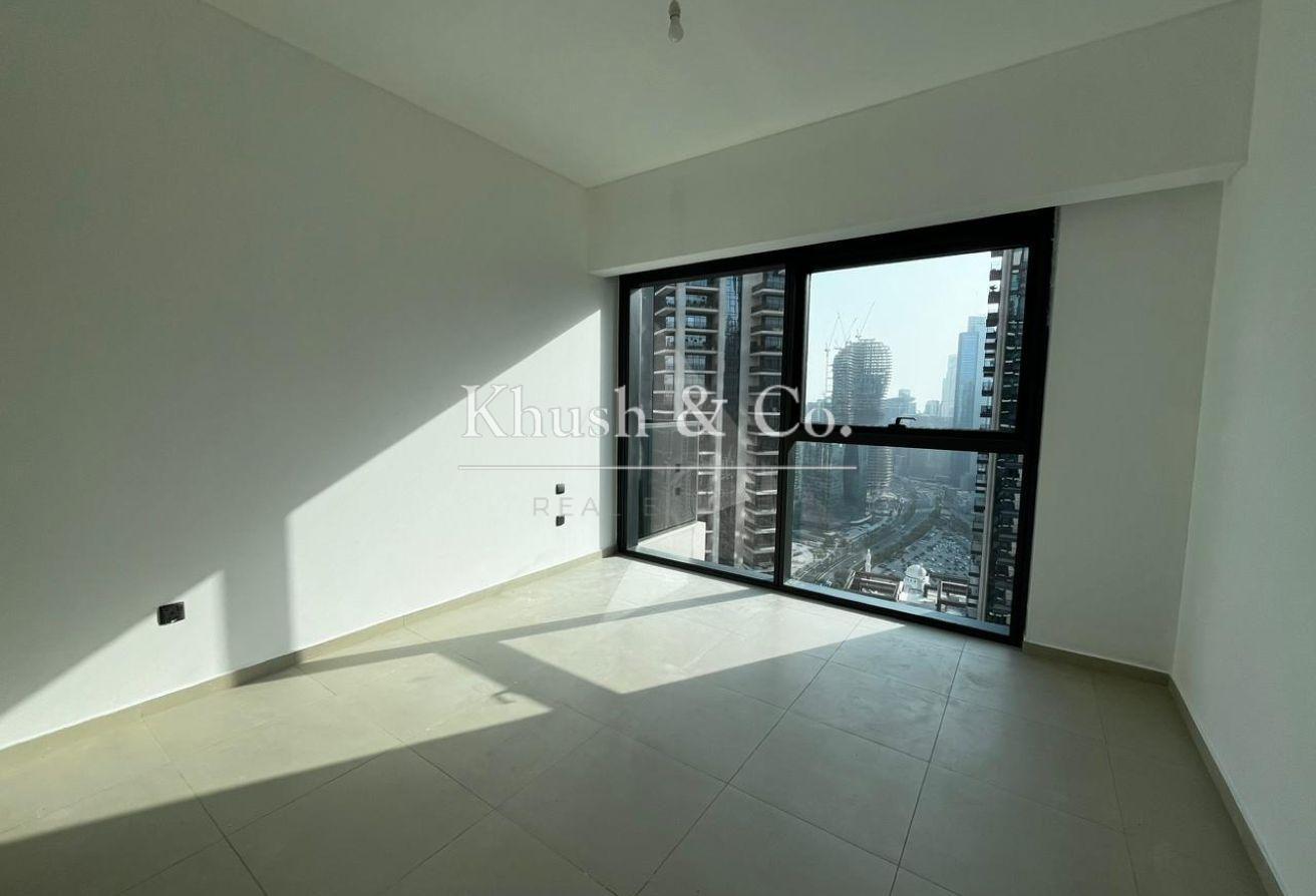 Bright & Modern | Fully Furnished | Prime Area photo 4