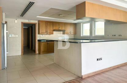 Villa - 4 Bedrooms - 5 Bathrooms for sale in Regional Large - Regional - Jumeirah Park - Dubai