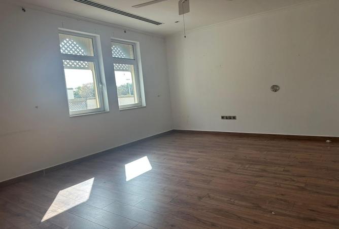 93135575 - Property Image 3