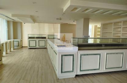 Shop - Studio - 1 Bathroom for rent in Al Khalidiya - Abu Dhabi