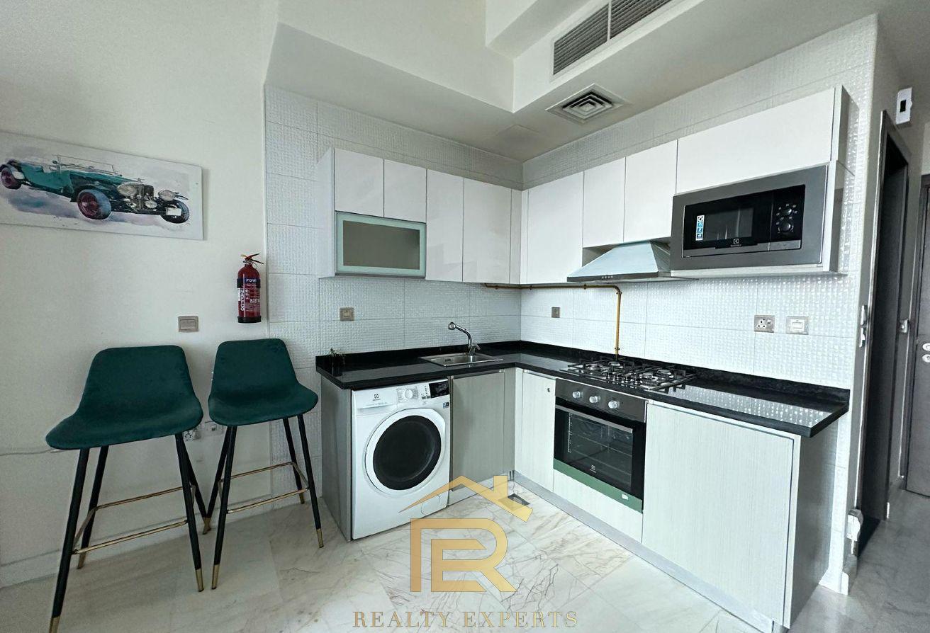 Furnished Studio | Bayz by Danube | Balcony photo 7