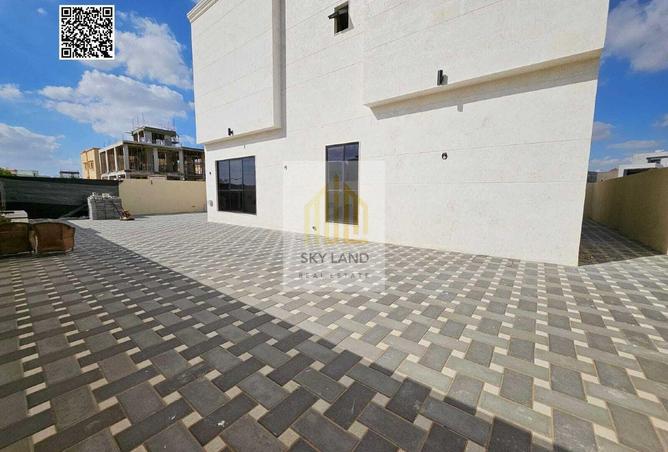 69527657 - Property Image 2